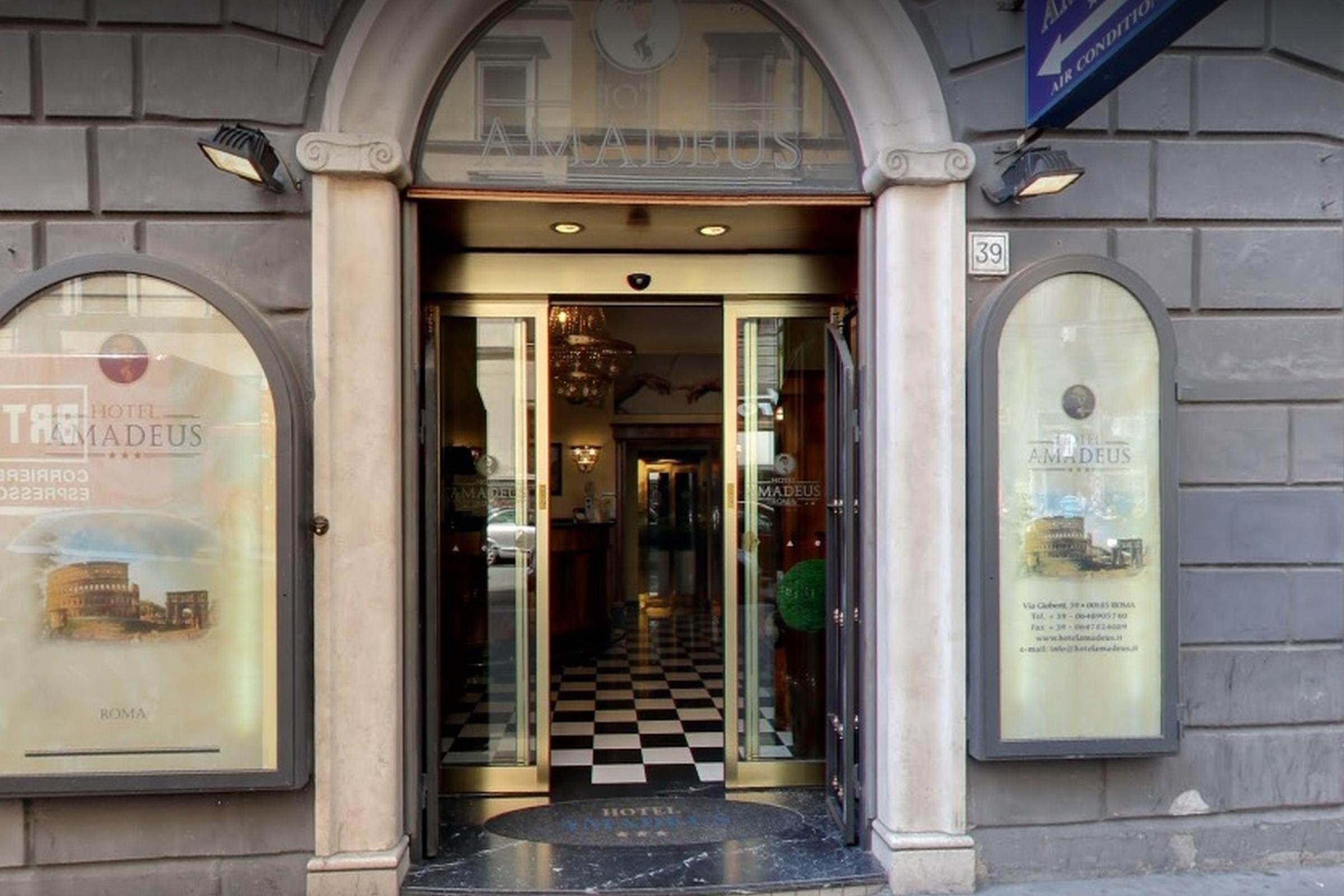 Hotel Amadeus Roma Exterior foto